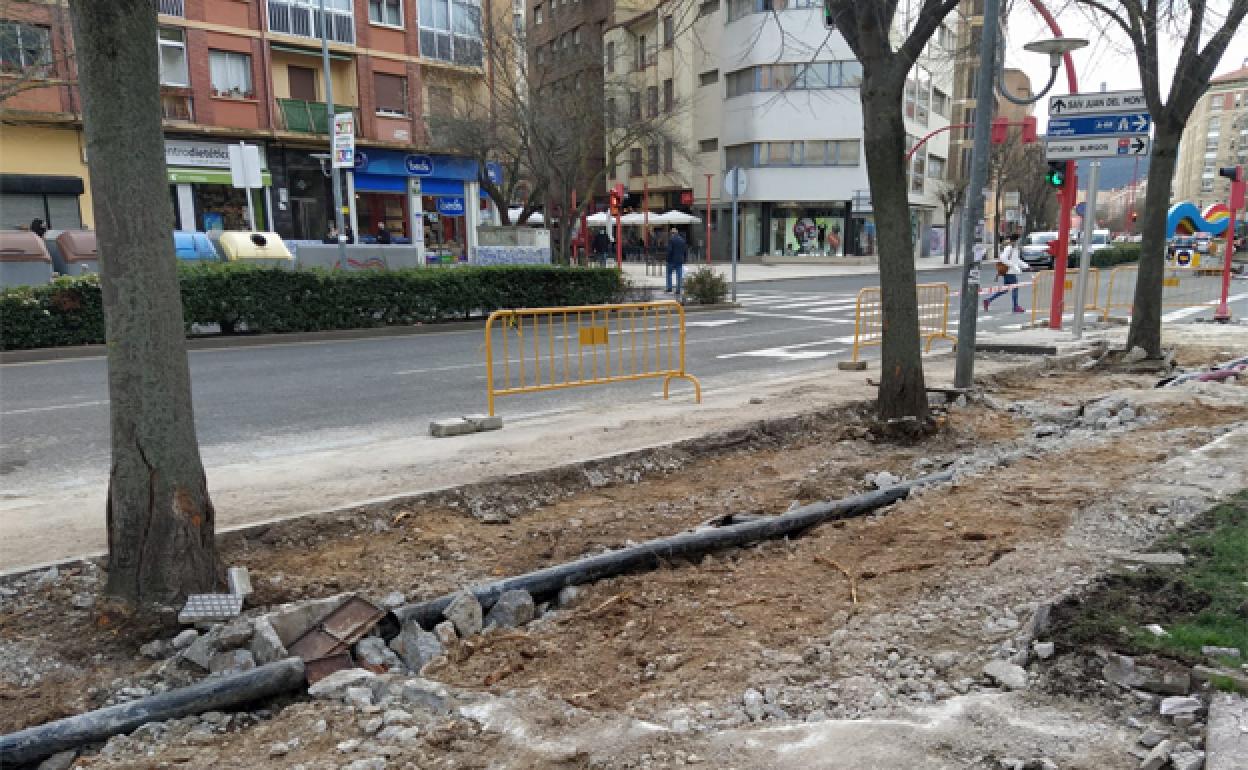 Comienzan las obras de reurbanización de la calle Ronda del Ferrocarril