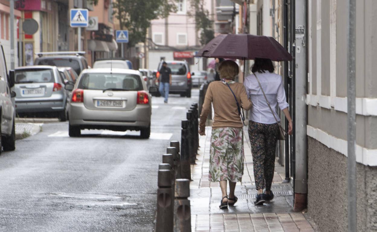 Nubosidad y posibles lluvias débiles y ocasionales por la tarde este