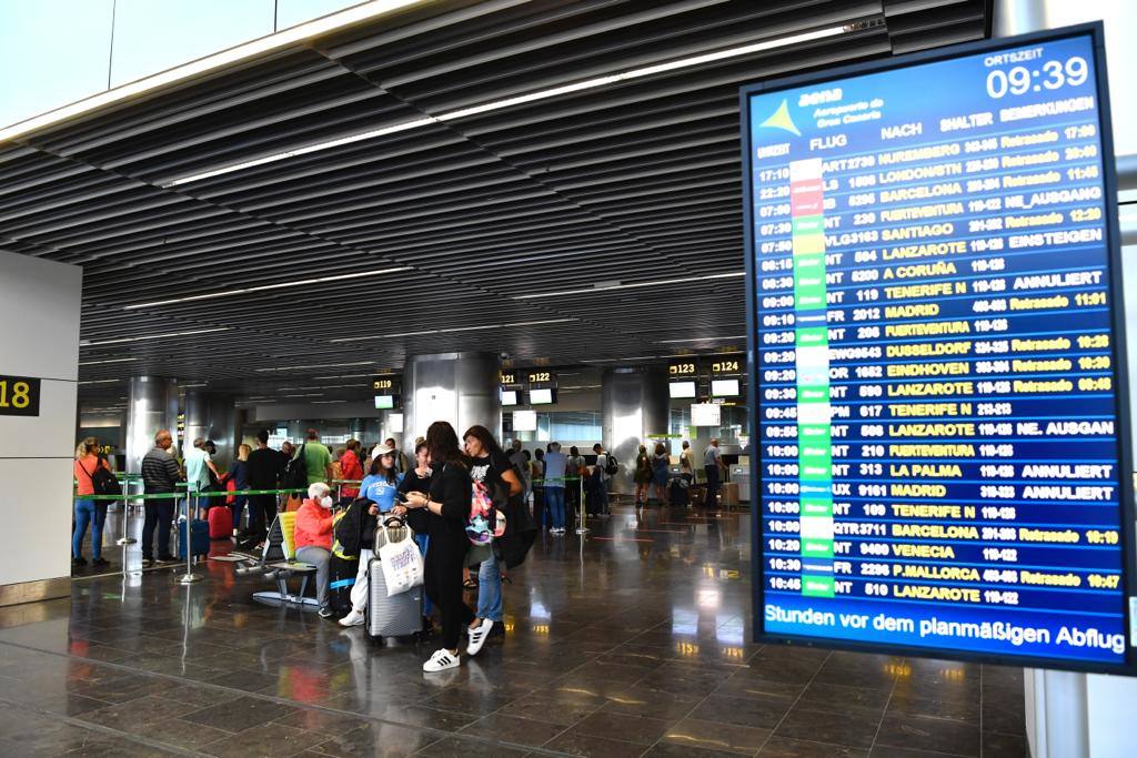 Fotos Retrasos Y Cancelaciones En El Aeropuerto De Gran Canaria Por El