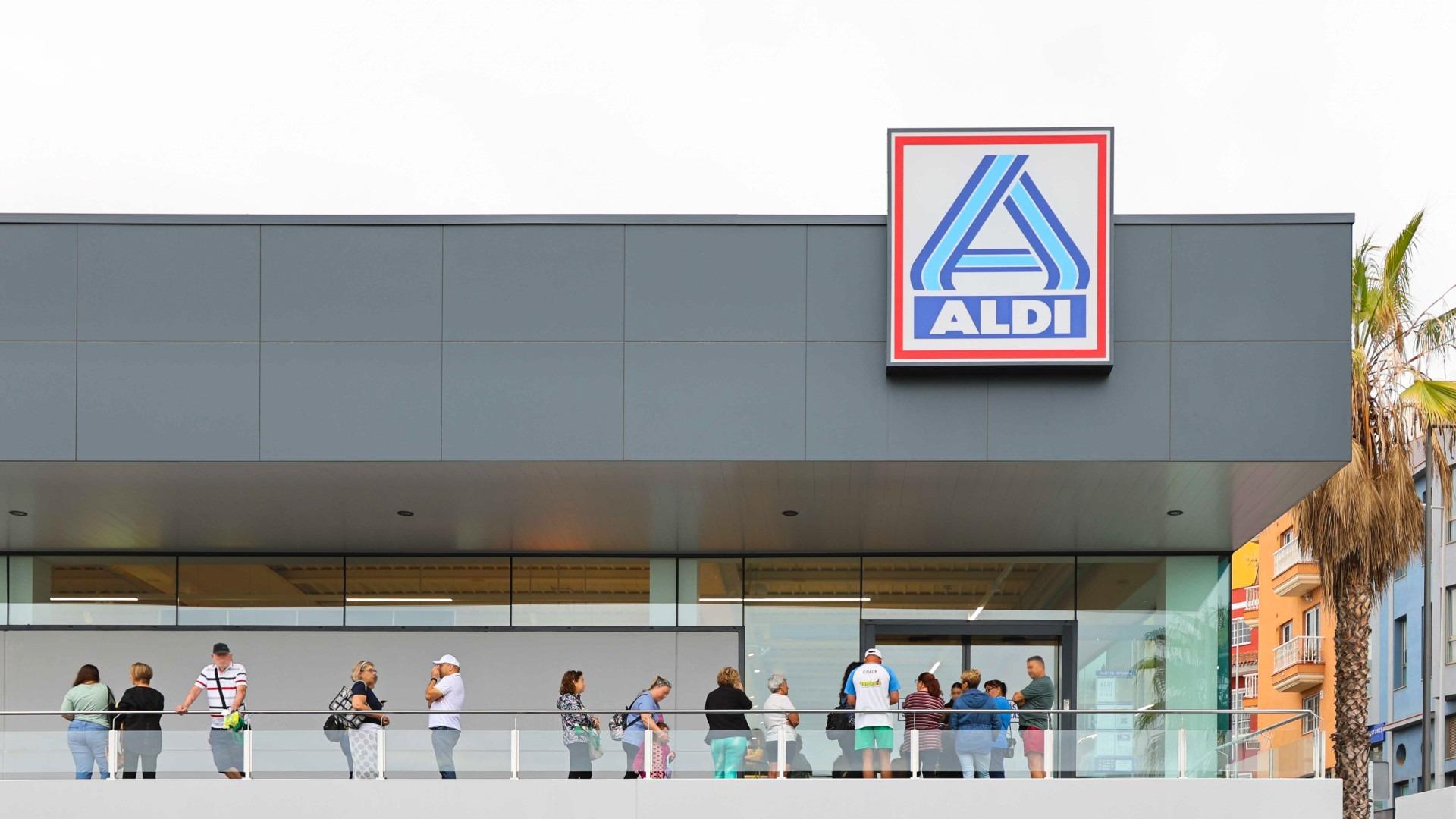 Aldi Abre Su Primera Tienda En Los Realejos Y Alcanza Las Tiendas En