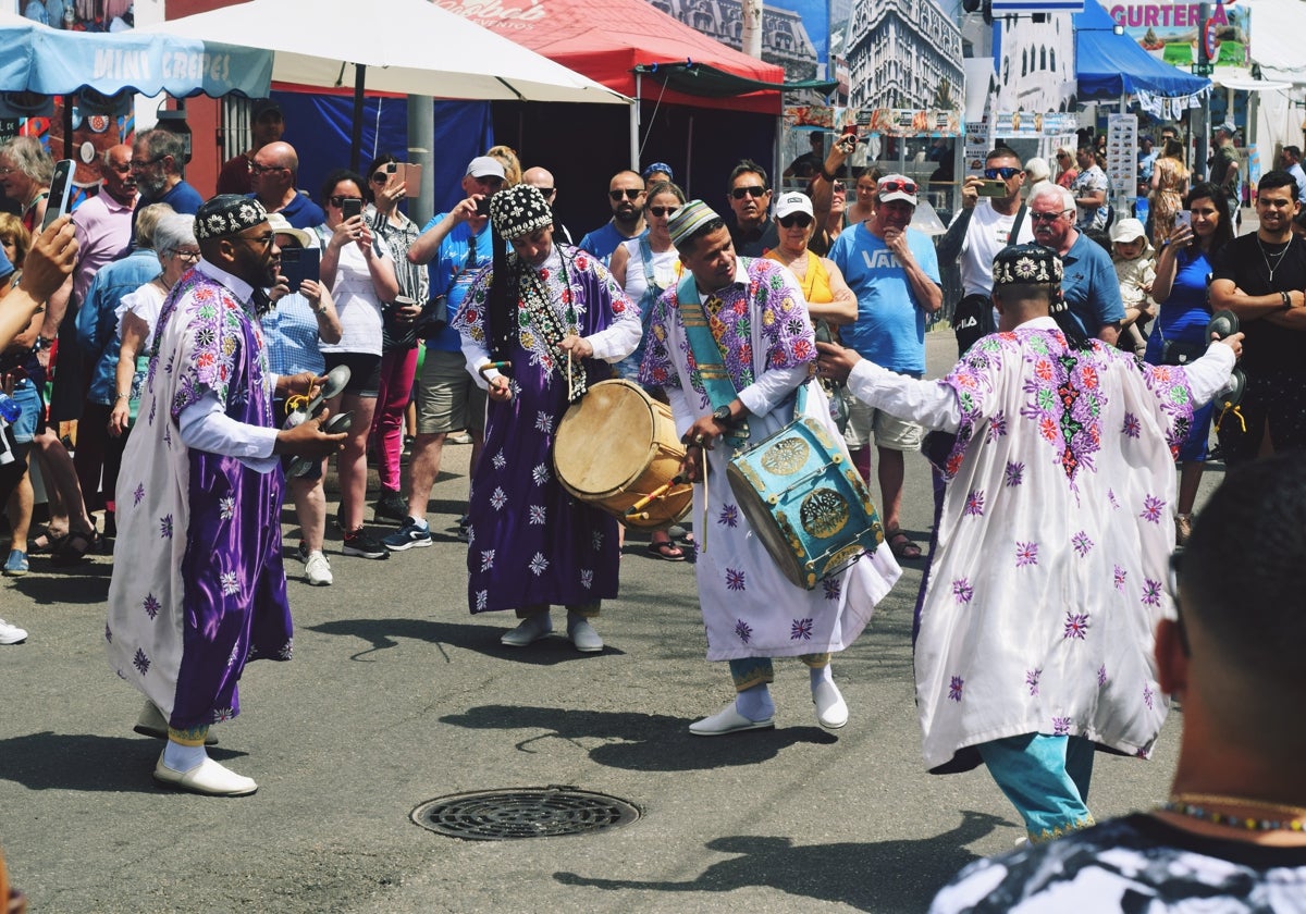 La Feria Internacional de los Países vuelve a llenar Fuengirola de