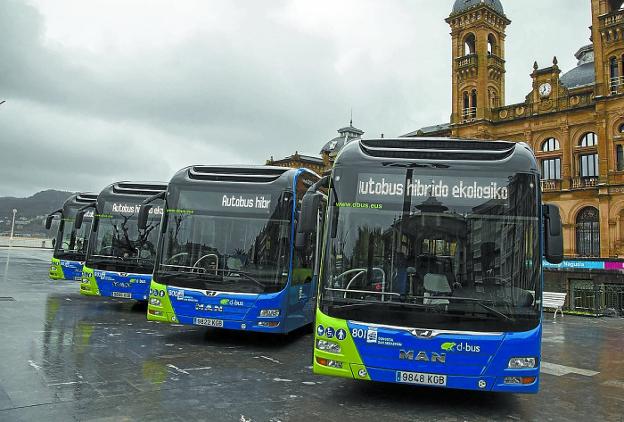 Dbus renovará su flota este año con catorce nuevos autobuses híbridos