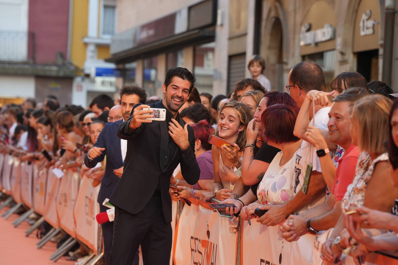 Fotos La Alfombra Roja De La Gala De Clausura Del FesTVal El Correo