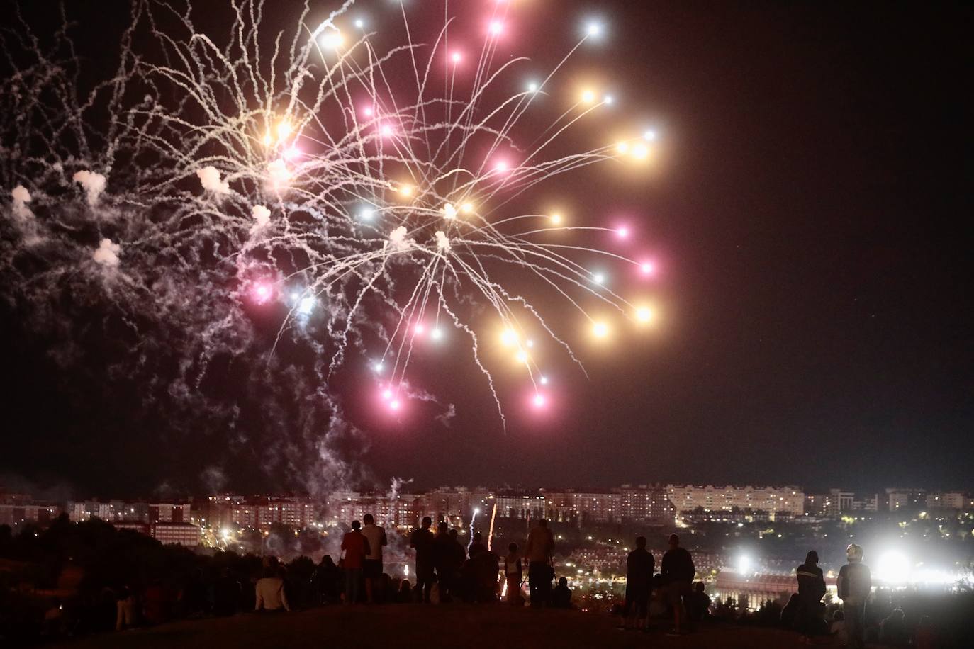 Fotos Los fuegos artificiales del lunes de ferias en imágenes El