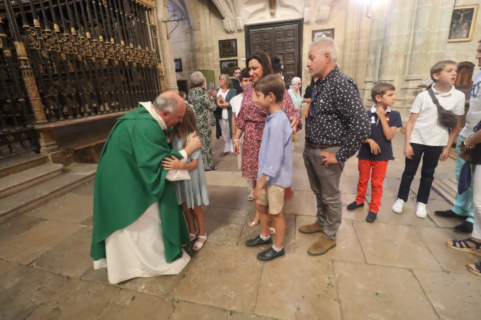 La despedida del sacerdote Juan Carlos Fraile de Rioseco en imágenes