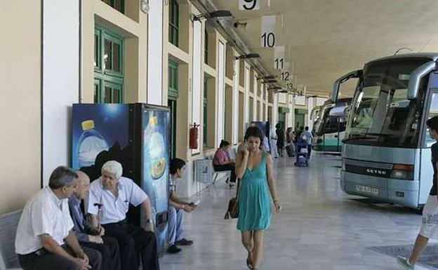 El PSOE critica la dejadez del PP con el mantenimiento de la estación