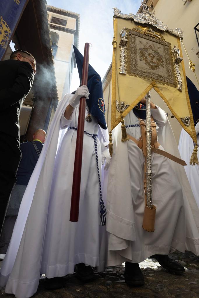 Semana Santa Granada Las mejores imágenes del Lunes Santo desde dentro