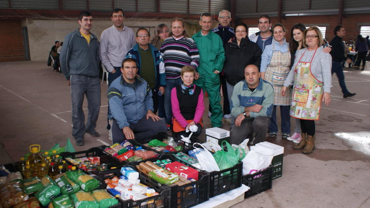 Valverd N Recauda Casi Kilos De Comida En La Matanza Para El Banco