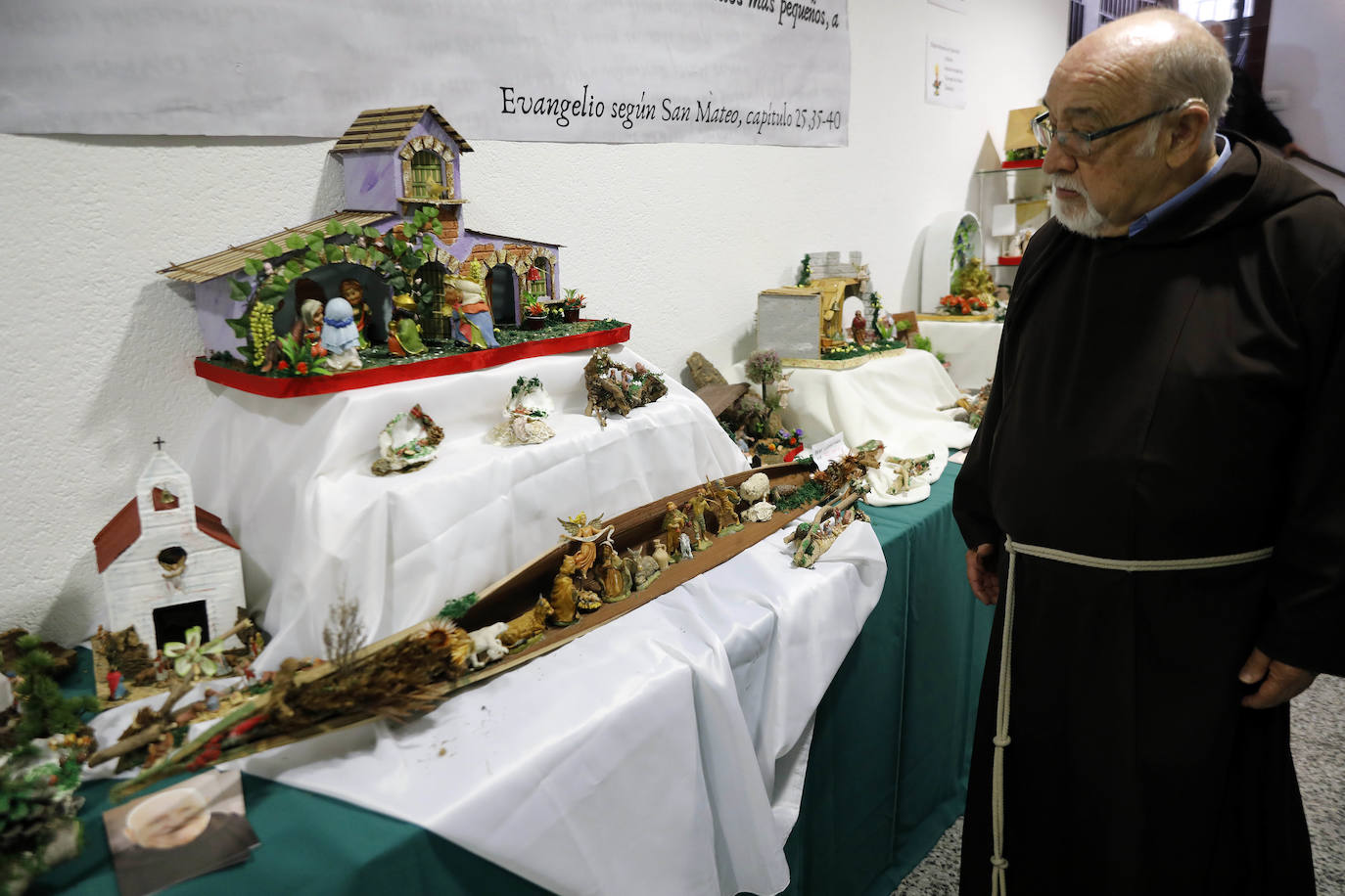 Fotos Exposici N De Belenes Solidarios En Valencia Las Provincias