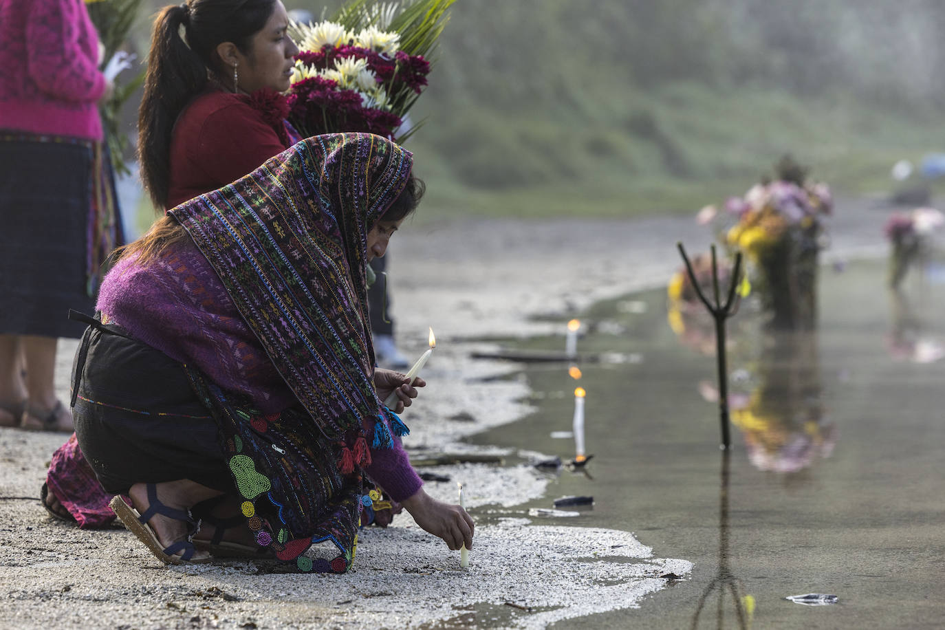 Ind Genas De Guatemala Agradecen Por La Lluvia El Tradicional Ritual