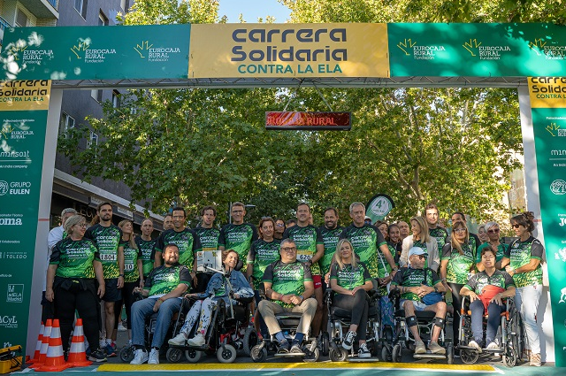 La Carrera Solidaria Contra La Ela De Fundaci N Eurocaja Rural Vestir