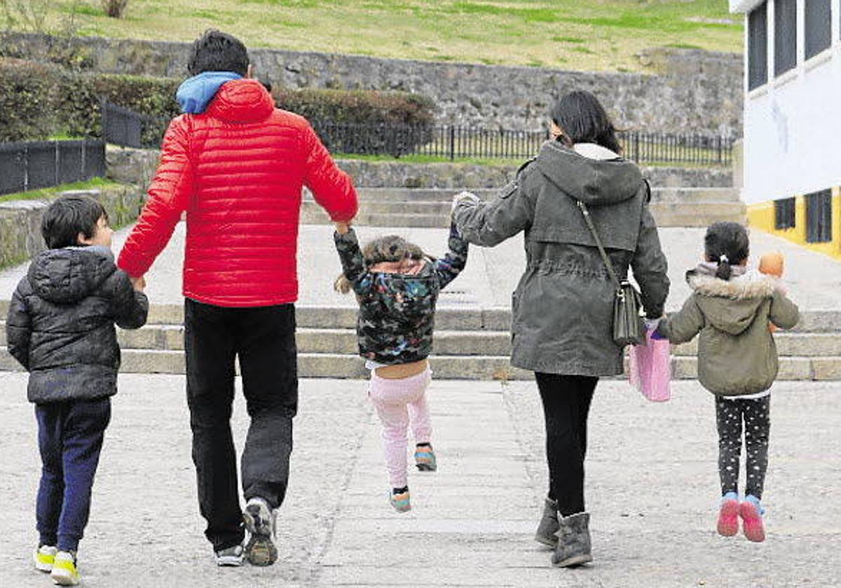 Las familias numerosas de Castilla y León no tendrán que renovar su