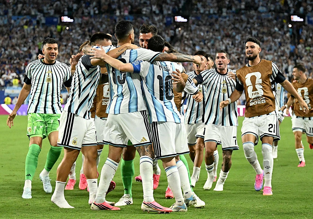 Argentina elimina a Cabo Verde en la prórroga con un gol en propia puerta y pidiendo la hora