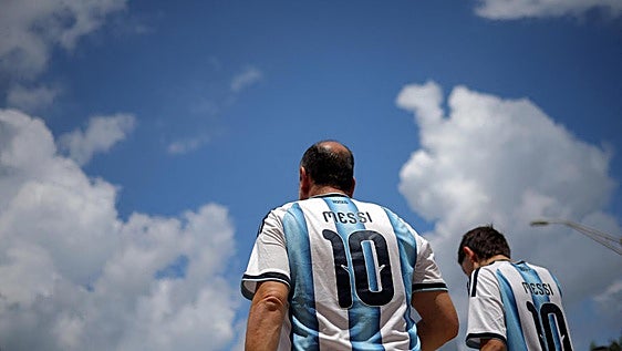 La vicepresidenta argentina llama «piratas» a los ingleses horas antes de disputarse la semifinal