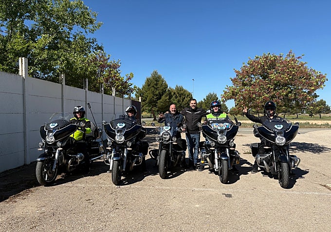 Con los miembros del club R18, Lorenzo, José Luis, Luis María, Miguel y Pablo