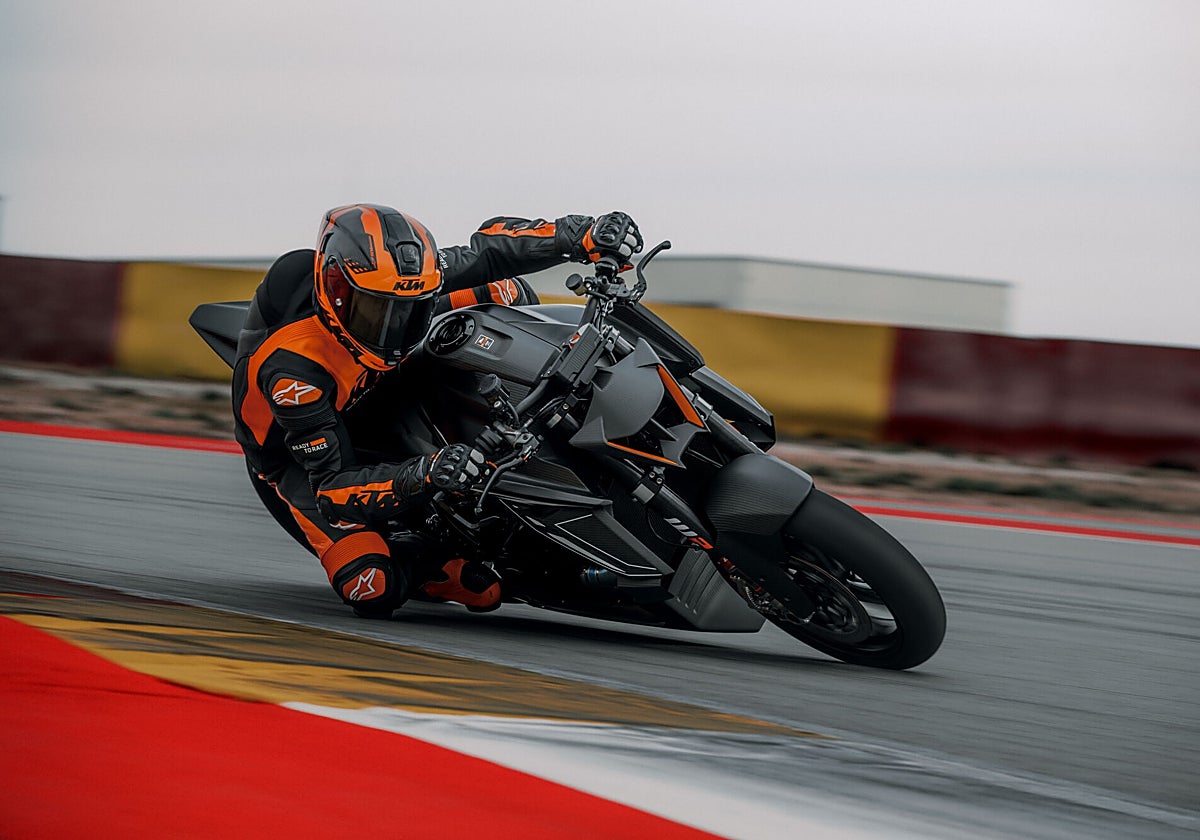 KTM presenta la 1390 Super Duke RR Track, su primera Duke desarrollada exclusivamente para circuito