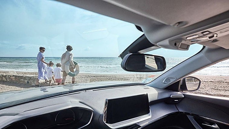 Mucho cuidado con lo que puede suponer la sal, la arena y el sol en tu coche este verano