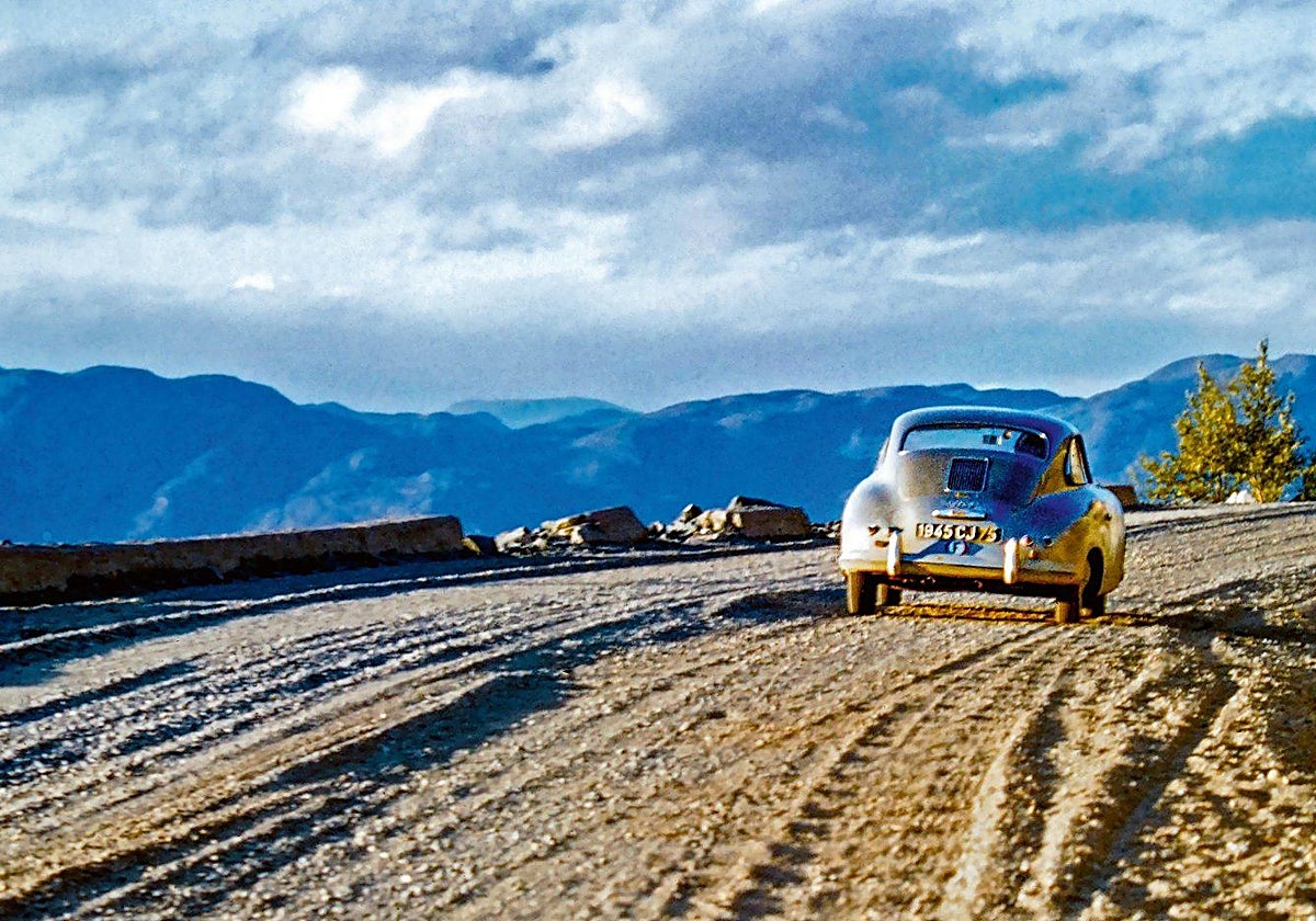 De París al Cabo Norte en un Porsche 356