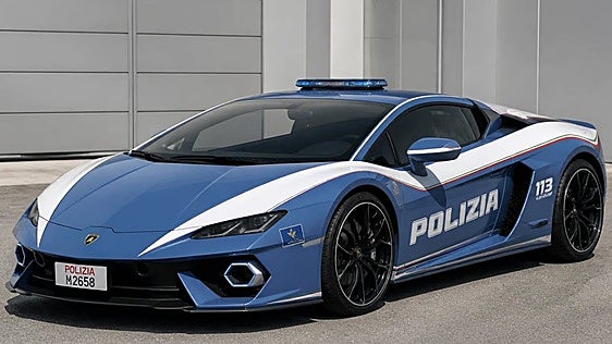 Así es el nuevo Lamborghini de la Policía Italiana: un superdeportivo híbrido de 920 CV