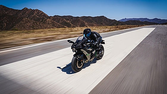 Kawasaki Ninja H2 y H2R 2027: La gama sobrealimentada japonesa se renueva con más control y nueva electrónica