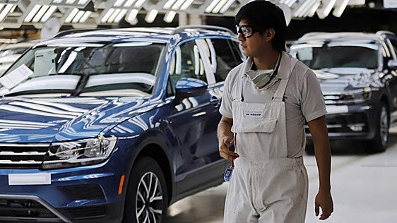 Volkswagen llama a revisión a casi tres millones de coches de dos de sus marcas por riesgo de corrosión