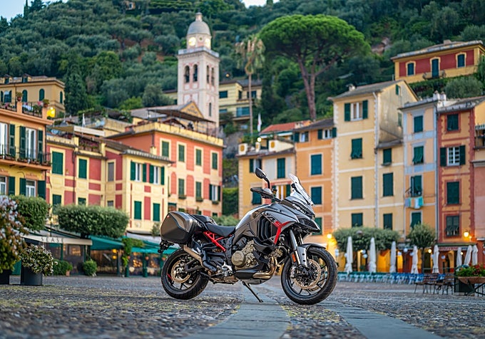 Ducati Multistrada V4 S Grand Tour
