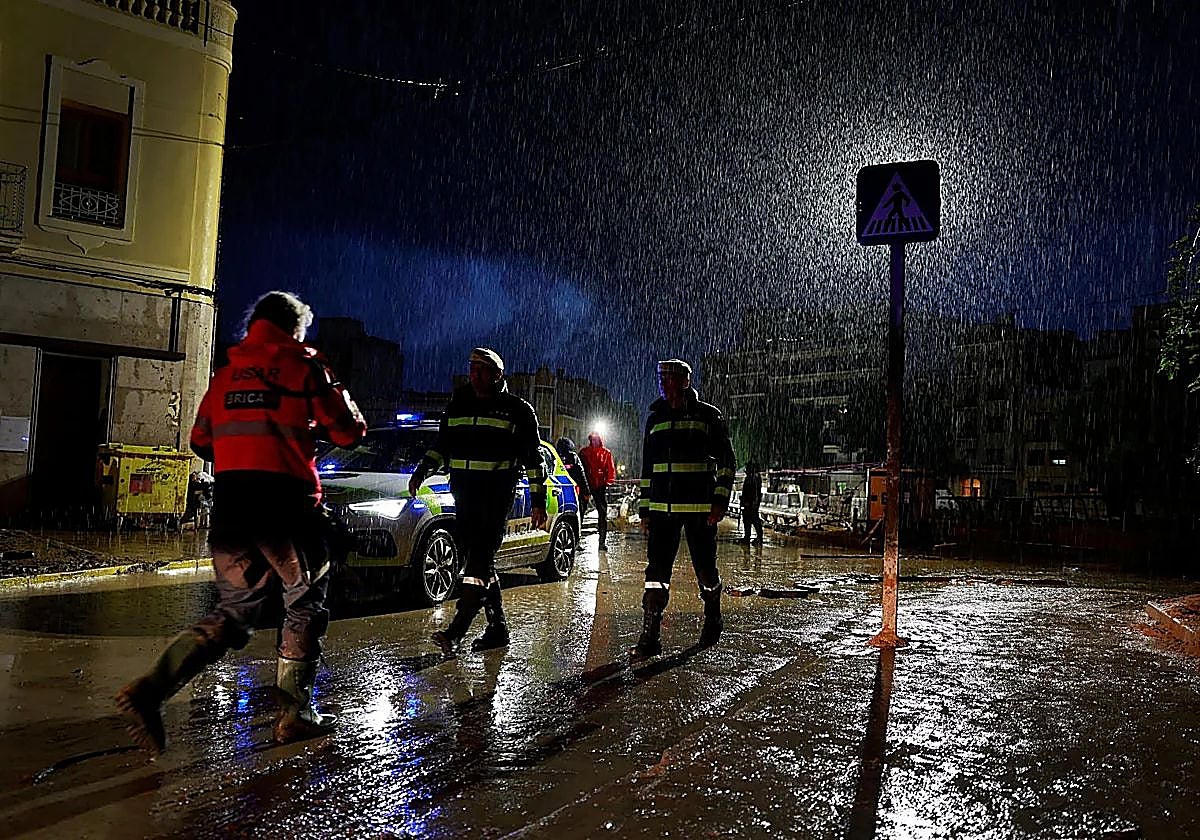 Alerta por DANA: las precauciones clave al volante y las averías de hasta 15.000 euros que puede sufrir tu coche
