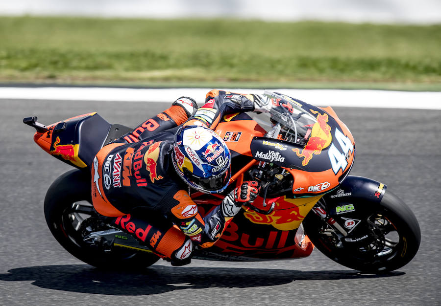 El piloto español Marc Márquez consiguió una nueva pole y saldrá desde la primera posición en el circuito de Albert Park.