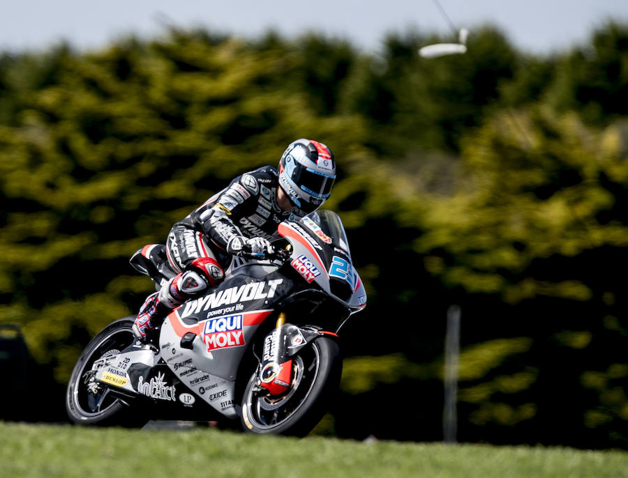 El piloto español Marc Márquez consiguió una nueva pole y saldrá desde la primera posición en el circuito de Albert Park.