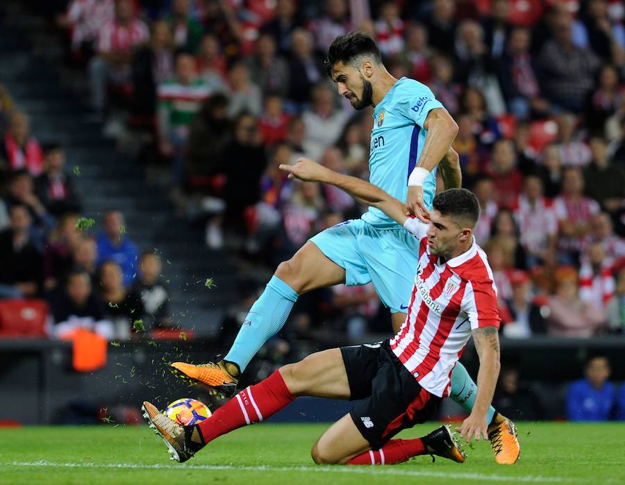 El Barcelona se impuso, con goles de Messi y Paulinho, al Athletic en el regreso de Valverde a San Mamés.