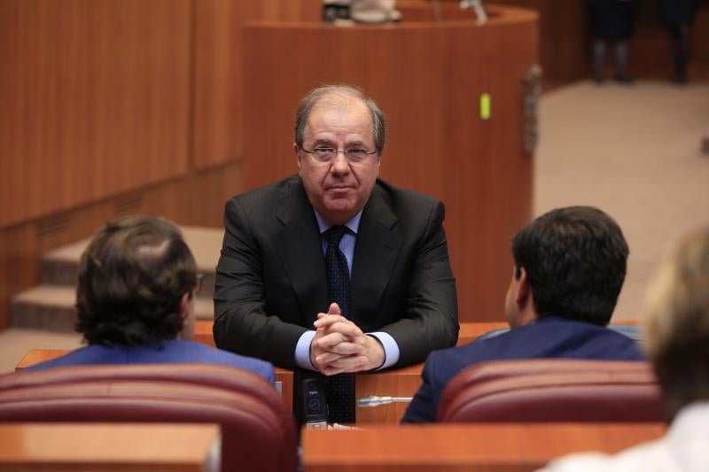 Debate en las Cortes de Castilla y León de las tres enmiendas de totalidad sobre el presupuesto para 2018