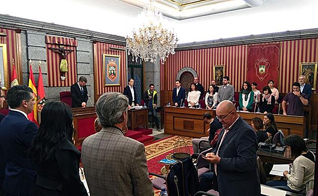 El alcalde podría someter los presupuestos a una cuestión de confianza