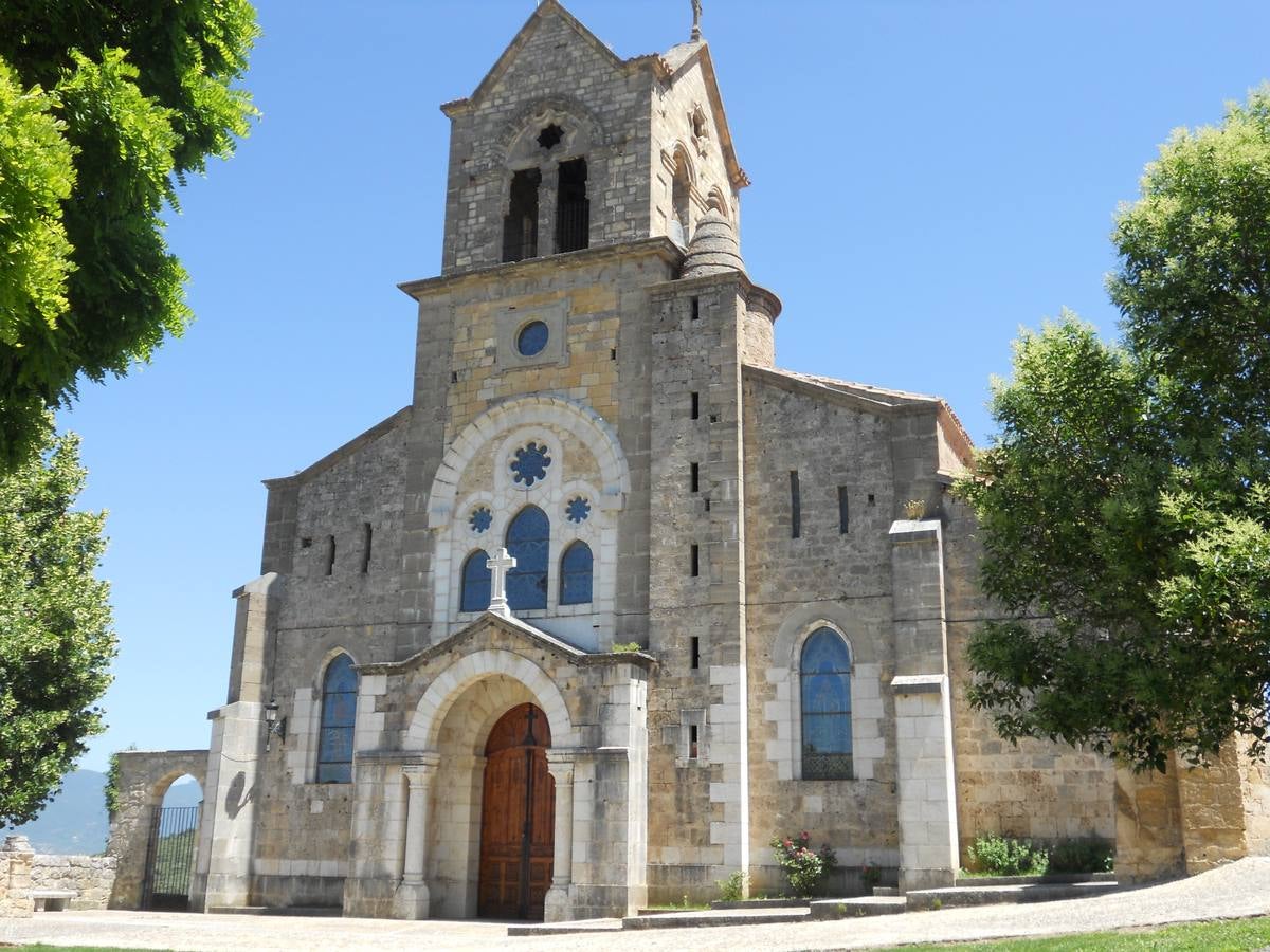 Iglesia de San Vicente de Frías.