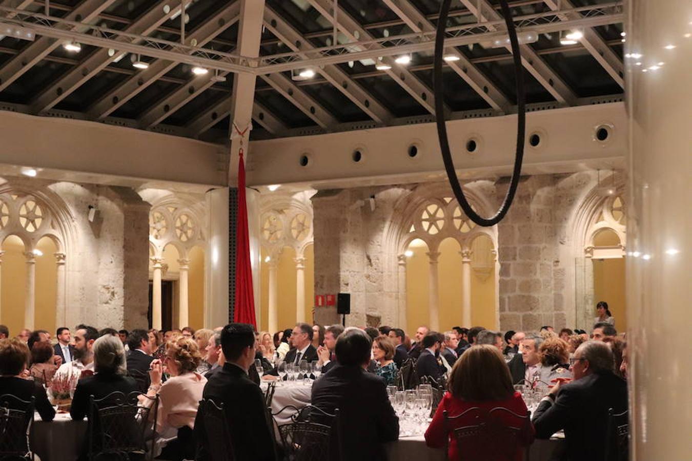 El ministro de Energía acudió a la cena de gala que puso el punto final a un año de conmemoración