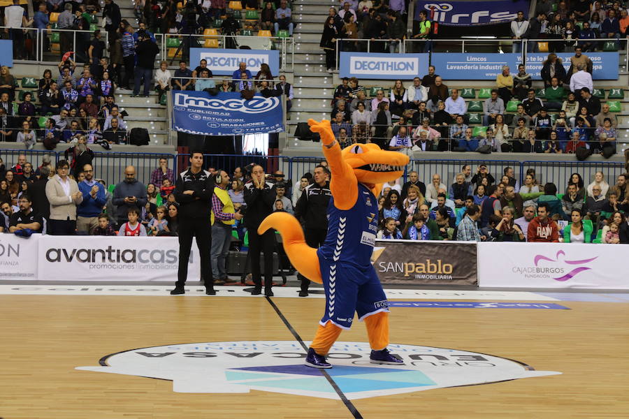 Un Coliseum lleno hasta la bandera volvió a vibrar con el San Pablo Burgos, a pesar de la derrota frente a Baskonia