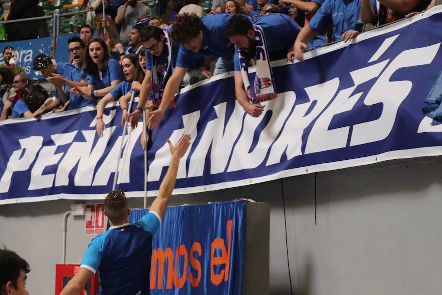 Un Coliseum lleno hasta la bandera volvió a vibrar con el San Pablo Burgos, a pesar de la derrota frente a Baskonia