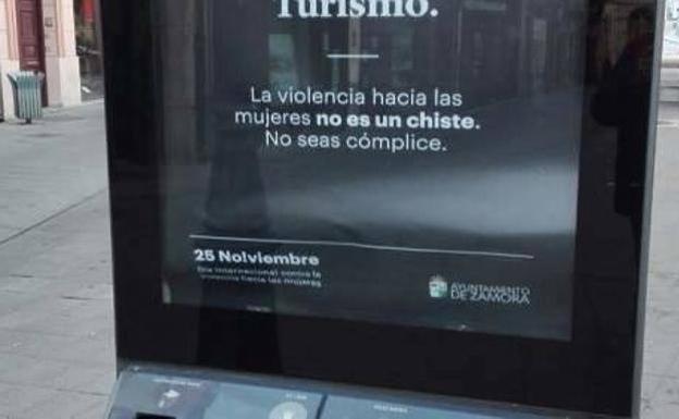 Uno de los carteles de la campaña.