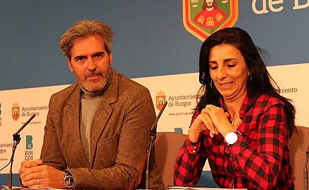 Gloria Bañeres y Jesús Ortego en una ruenda de prensa