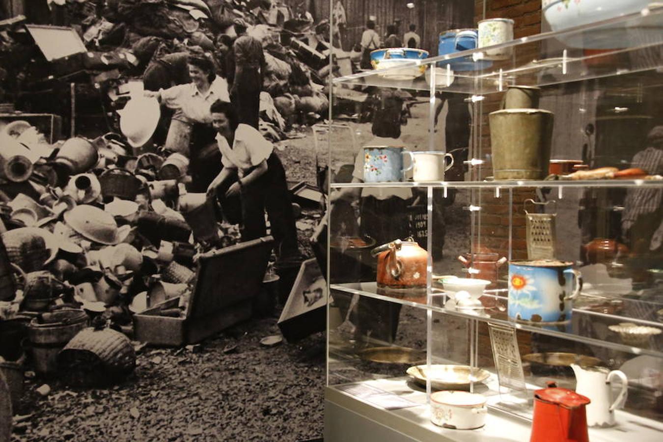 La exposición definitiva sobre el terrible campo de exterminio de Auschwitz, organizada por una empresa vasca, reúne 600 objetos y testimonios de víctimas y verdugos