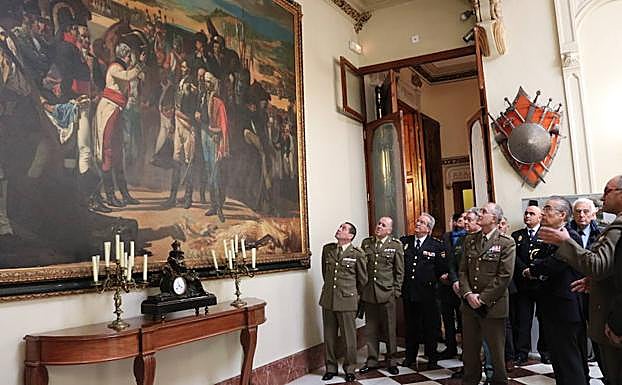 Acto de inauguración en el Palacio de Capitanía