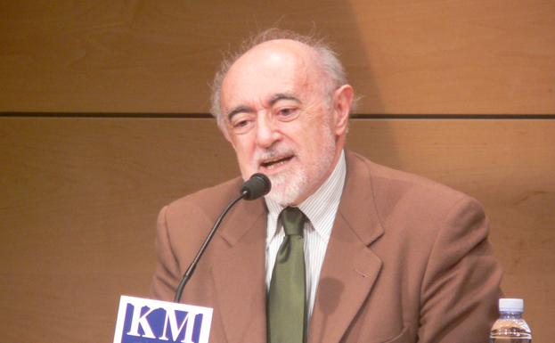 Carlos García Gual.