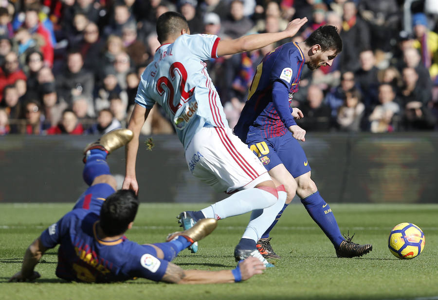 Barcelona y Celta empataron a dos en un partido loco correspondiente a la jornada 14 de Liga. Aspas adelantó al Celta a los 20 minutos pero Messi no tardó en responder marcando el empate. Suárez puso la ventaja pero Maxi Gómez, tras una genial asistencia de Aspas, anotó para poner la igualdad. 