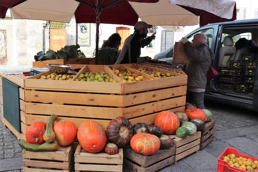 Del 6 al 10 de diciembre, la Plaza de la Flora acoge un mercado 'Autöctono' con productos ecólogicos.