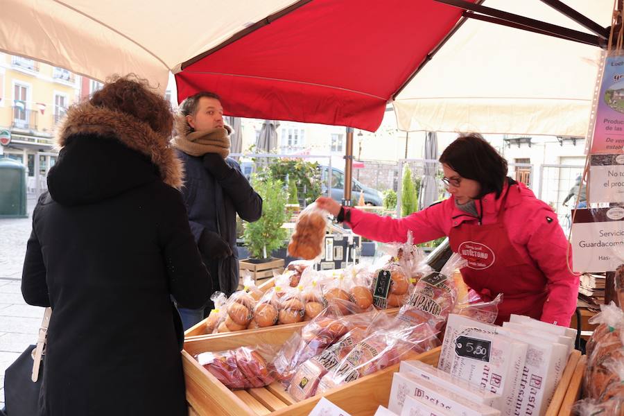 Del 6 al 10 de diciembre, la Plaza de la Flora acoge un mercado 'Autöctono' con productos ecólogicos.