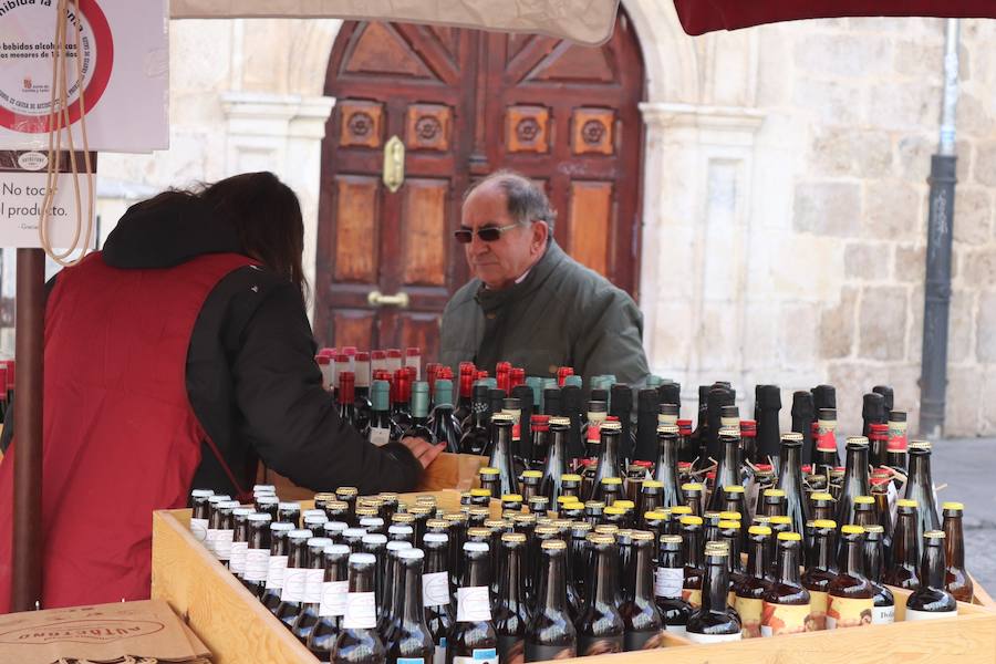 Del 6 al 10 de diciembre, la Plaza de la Flora acoge un mercado 'Autöctono' con productos ecólogicos.