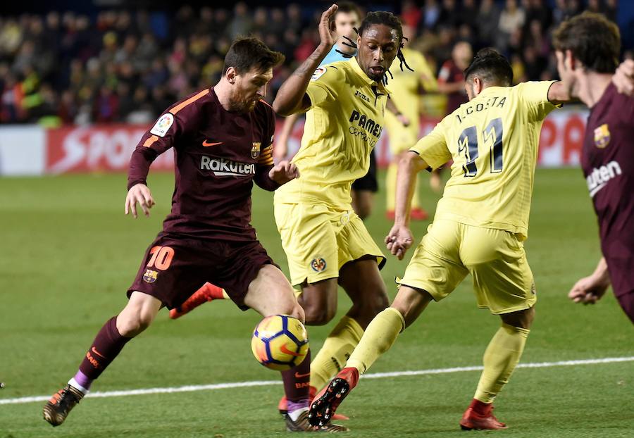 El conjunto de Valverde se impuso al de Calleja por 0-2 con goles de Luis Suárez y Messi. Los tantos llegaron cuando el Villarreal estaba con diez por expulsión de Raba. 