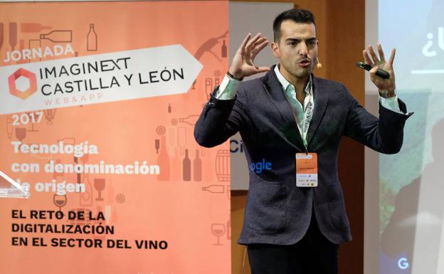 Adolfo Fernández, durante su ponencia en Imaginext Castilla y León.