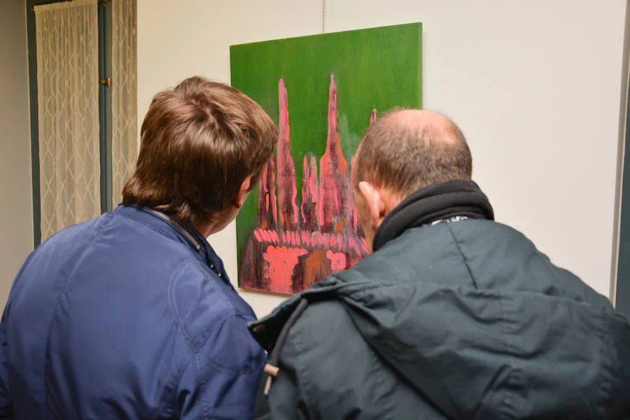 La sala de exposiciones del Teatro Principal acoge hasta el 7 de enero la muestra del VIII Concurso de Pintura 'Puro Arte' de la Asociación Salud Mental de Burgos (Prosame)