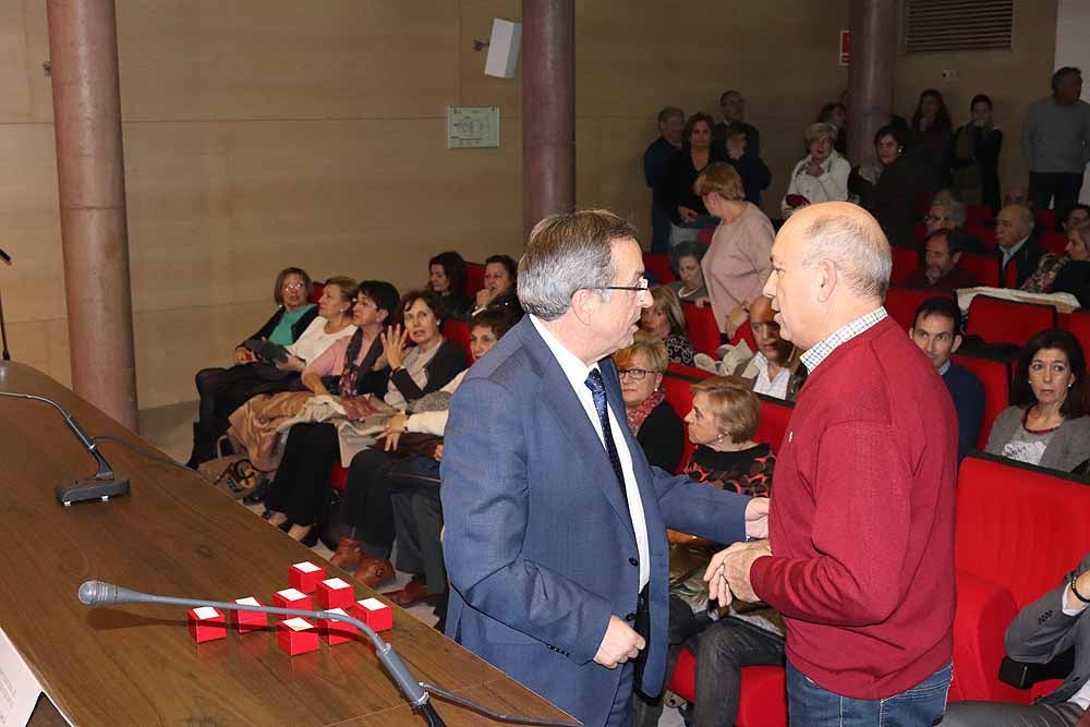 Distinciones a una vida dedicada al trabajo en la Junta