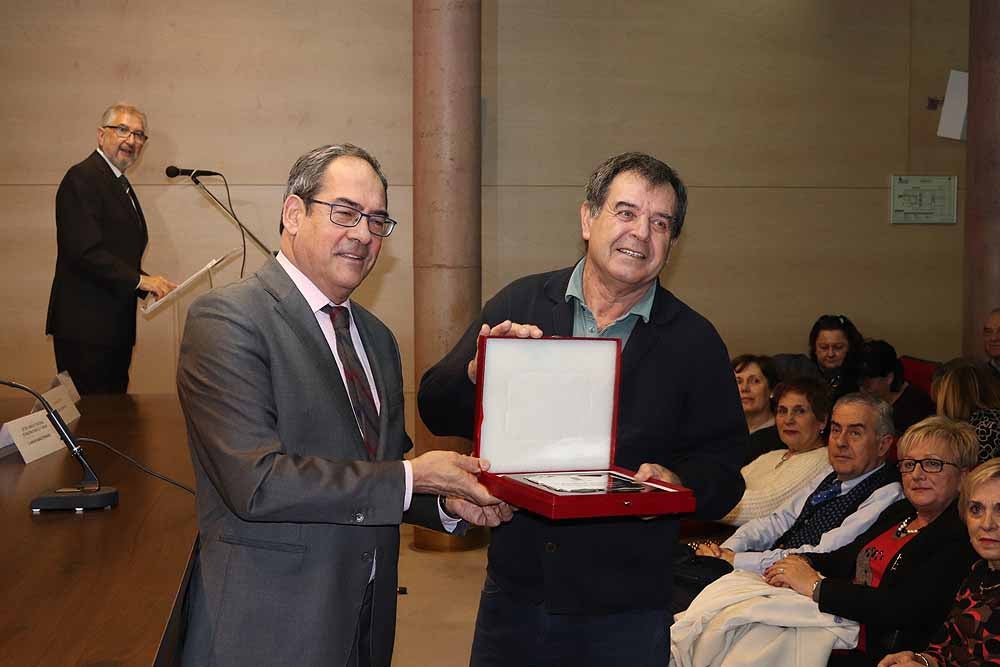 Distinciones a una vida dedicada al trabajo en la Junta